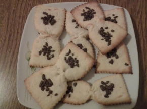 Farfalle di frolla al philadelphia con pezzetti di cioccolato