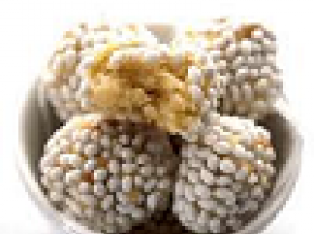 anasini (biscotti alle mandorle con confettini all anice)