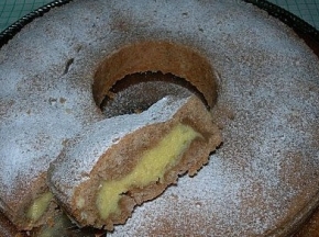 crostata alla ciambella ripiena