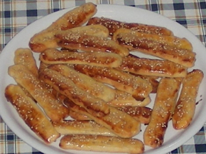 bastoncini di patate e sesamo