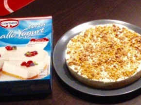 Torta Cameo allo yogurt e pistacchi