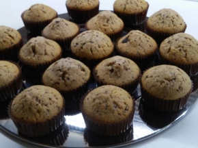 Muffin con gocce di cioccolato (con burro)