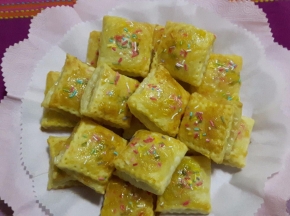Dolcetti di sfoglia e marmellata