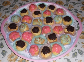 Bignè farciti alla crema