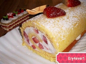 Rotolo panna e fragole