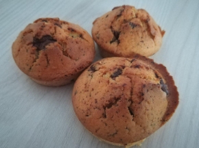 Muffin con zucchero di canna e cioccolato