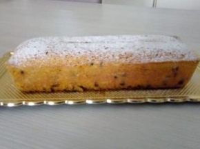 Plumcake con yogurt e gocce di cioccolato