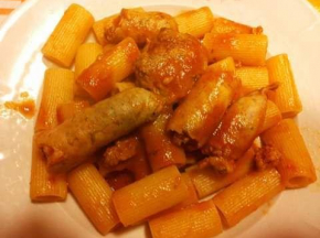 Rigatoni con sugo e salsiccia 😊