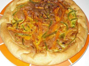Torta salata peperoni gialli e verdi