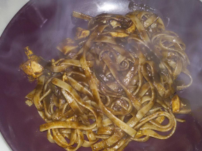Pasta con il nero di seppia