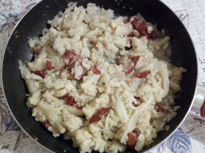 Cavolfiore in padella con pomodori secchi