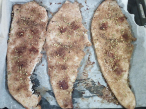 Pesce spada con pomodori secchi e pistacchio