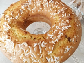 Ciambella all'arancia e gocce di cioccolato