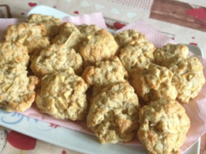 Biscotti mele e noci