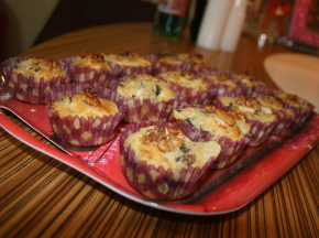 Muffin salati funghi e noci