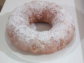 Ciambella aromatizzata all'arancia