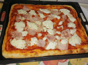Pizza in teglia a lunga lievitazione