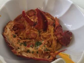 Tagliolini con sugo agli scampi