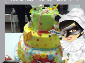 Torta di compleanno tema "Carnevale"