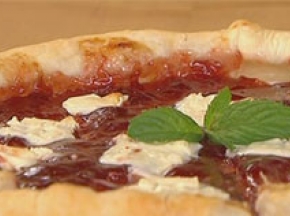 Pizza alle fragole e cioccolata
