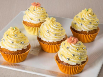 Cupcake mimosa: la ricetta dei simpatici muffin gialli per l’8 marzo
