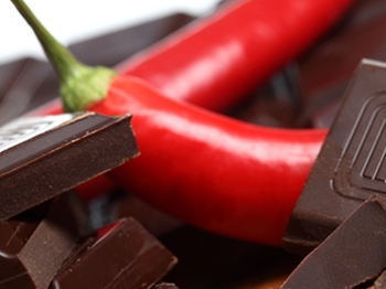 Peperoncino e cioccolato: una coppia piccante