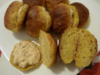 PANINI CON LA ZUCCA  RIPIENI CON CREMA DI RICOTTA
