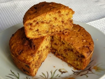 Torta di zucca con cioccolato e amaretti, senza uova