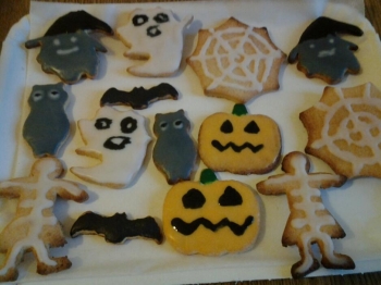 Biscotti di Hallowen con farina di riso