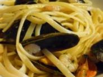 Bavette con gamberi e cozze