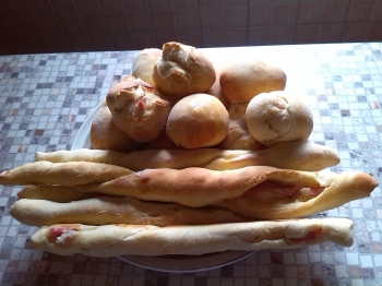 Paciocchini e grissini ripieni