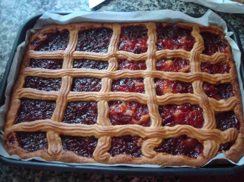 Crostata Nonna Carola alla marmellata