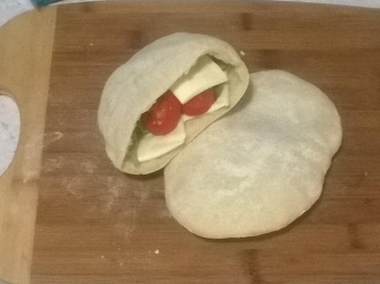 PANE ARABO SOFFIATO