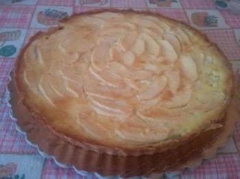 torta di mele con la crema