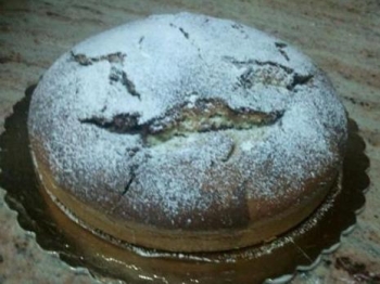 Torta con banane e cioccolato