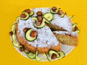 Torta di zucchine e nocciole