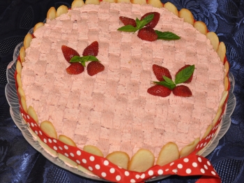 torta canestro goloso con crema di fragole "per il ricettario"    