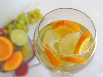 Sangria Bianca