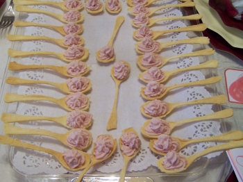 Cucchiaini con mousse di prosciutto cotto