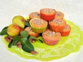 Muffins pere e nocciole