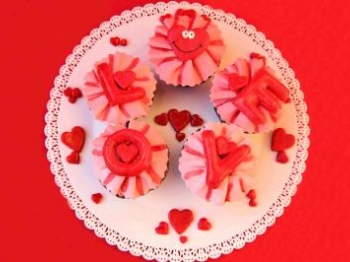 Muffins in 'Love'