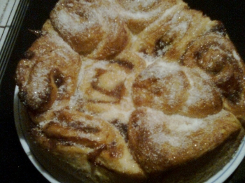 Torta di roselline di croissant