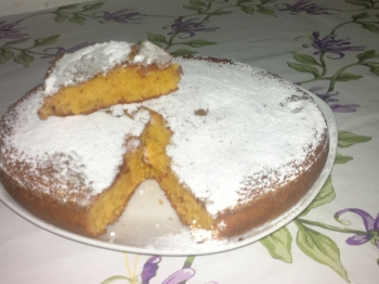 Torta carote e yogurt(firma la video ricetta dolcidee.)