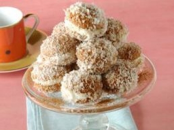 baci di amaretti e cocco