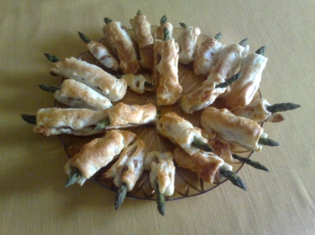 ASPARAGI IN SFOGLIA 