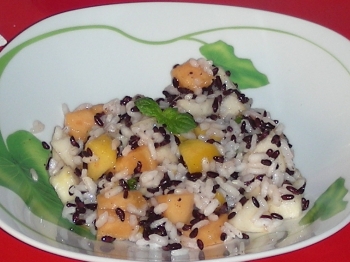 insalata di riso e frutta