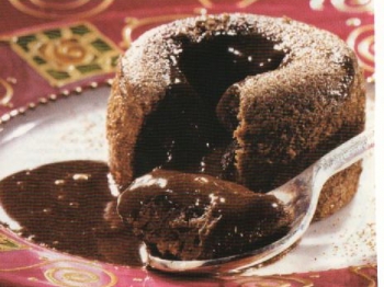"DOLCETTI DAL CUORE DI CIOCCOLATO FONDENTE"