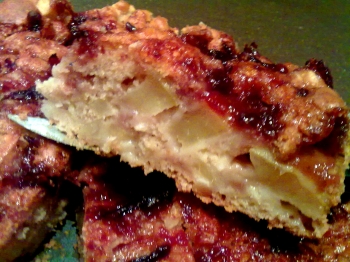 Torta di mele e marmellata di prugne
