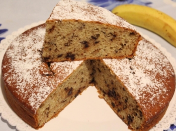 Torta alle banane e scaglie di cioccolato