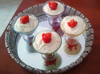 Coppe di mascarpone e fragole
